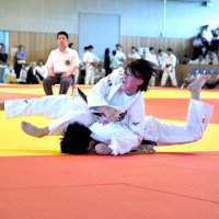 女子団体決勝　一本勝ちした木更津総合の坂口（県総合ＳＣ武道館）