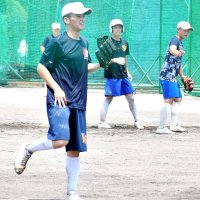 酷暑対策に短パン　木更津総合　第１０６回全国高校野球