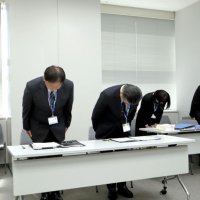 防具の上から蹴り「消えろ」　部活中に体罰、県立高教諭を減給処分　頭を太鼓のバチでたたくことも　千葉県教委