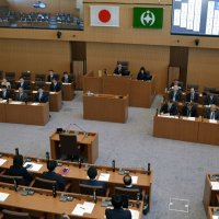「質問するなら退席も」　請願偽造問題で辞職勧告の議員が登壇意向、自・立は猛反発　余波に揺れる千葉市議会