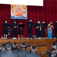 生徒減に負けず活気を　住民も集会参加、多彩な催し　九十九里高