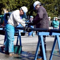 地震想定し水道管補修　長生郡市防災訓練　道路陥没も念頭に