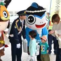 「悲惨な事故ゼロ協力を」　大橋選手、一日署長　３人制バスケ大多喜エグゼ