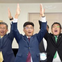 市庁舎移転「ゼロベースで」　初当選松戸氏、課題解決へ決意　松戸市長選