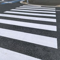 横断歩道で女性はねられ死亡　信号機はなし　松戸