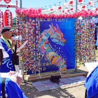 ２５団体が参加した装飾コンクールの審査＝２６日、茂原市