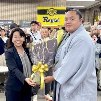 柏市出身・琴勝峰関　初優勝祝いパレード　柏駅前で９月７日