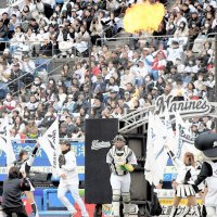野球対決やダンス…　マリンで交流　ファン感謝イベント　千葉ロッテ