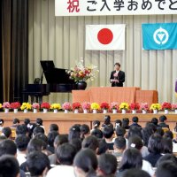 新生・勝浦小が船出　市長「統合宣言」、３１人入学